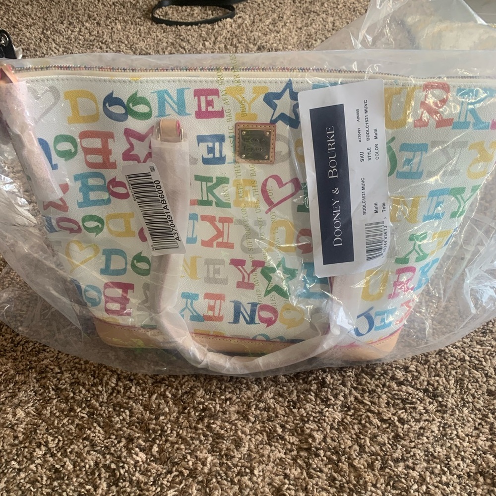 dooney & bourke multicolor tote nwt